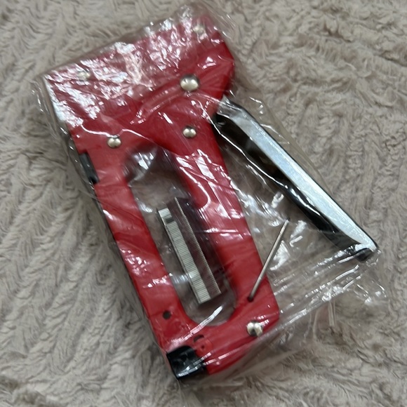 The Tool Drawer speed-drive staple gun - new in original packaging - Picture 2 of 16